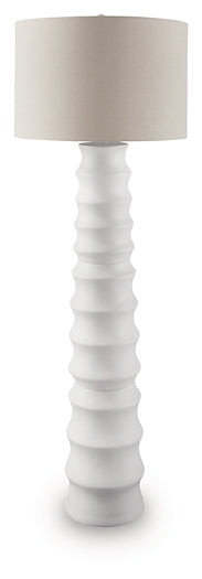 Lampadaire Veraleigh Poly (1/CN)