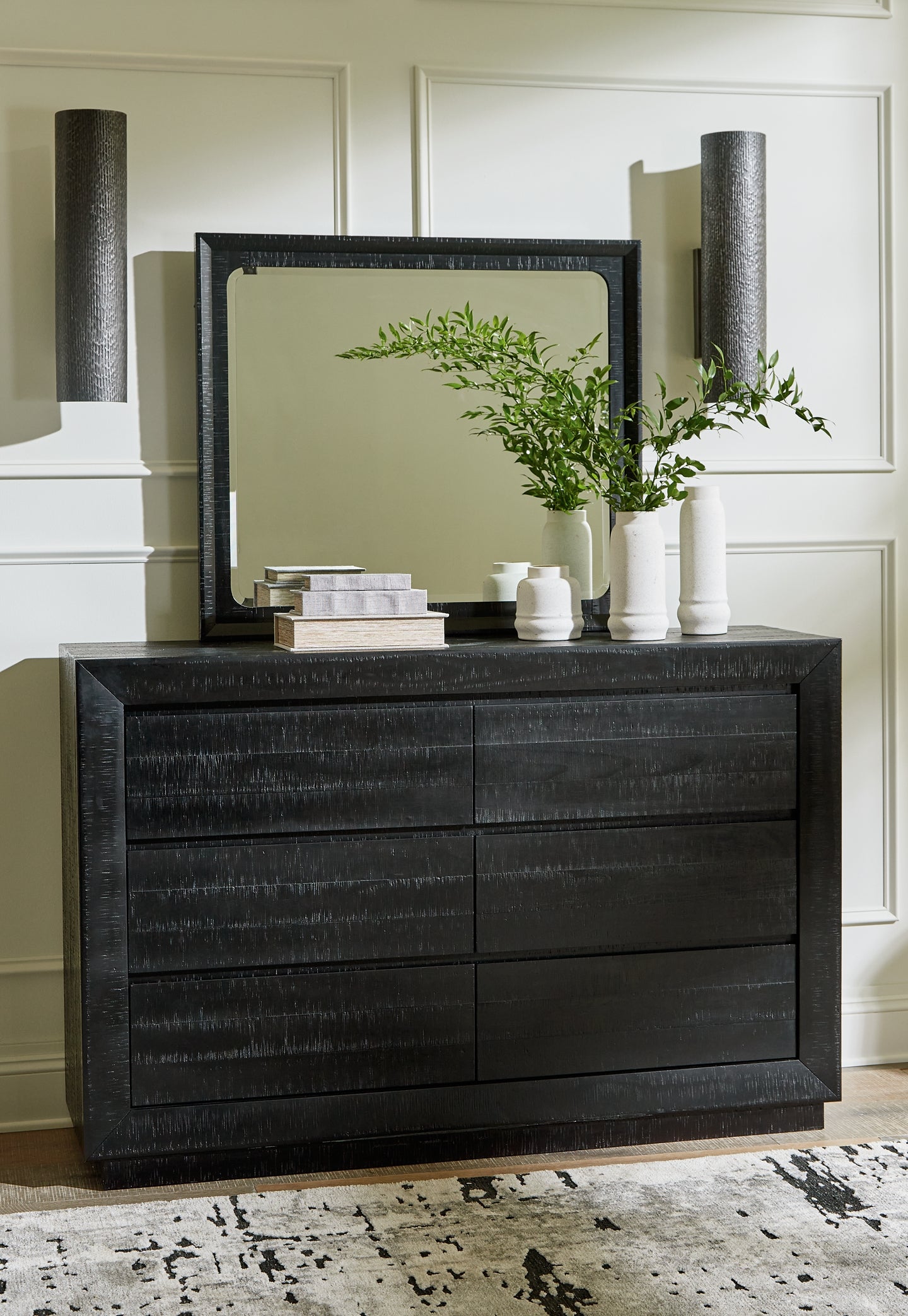 Lit à panneaux Londer King avec commode, coffre et table de chevet à miroir