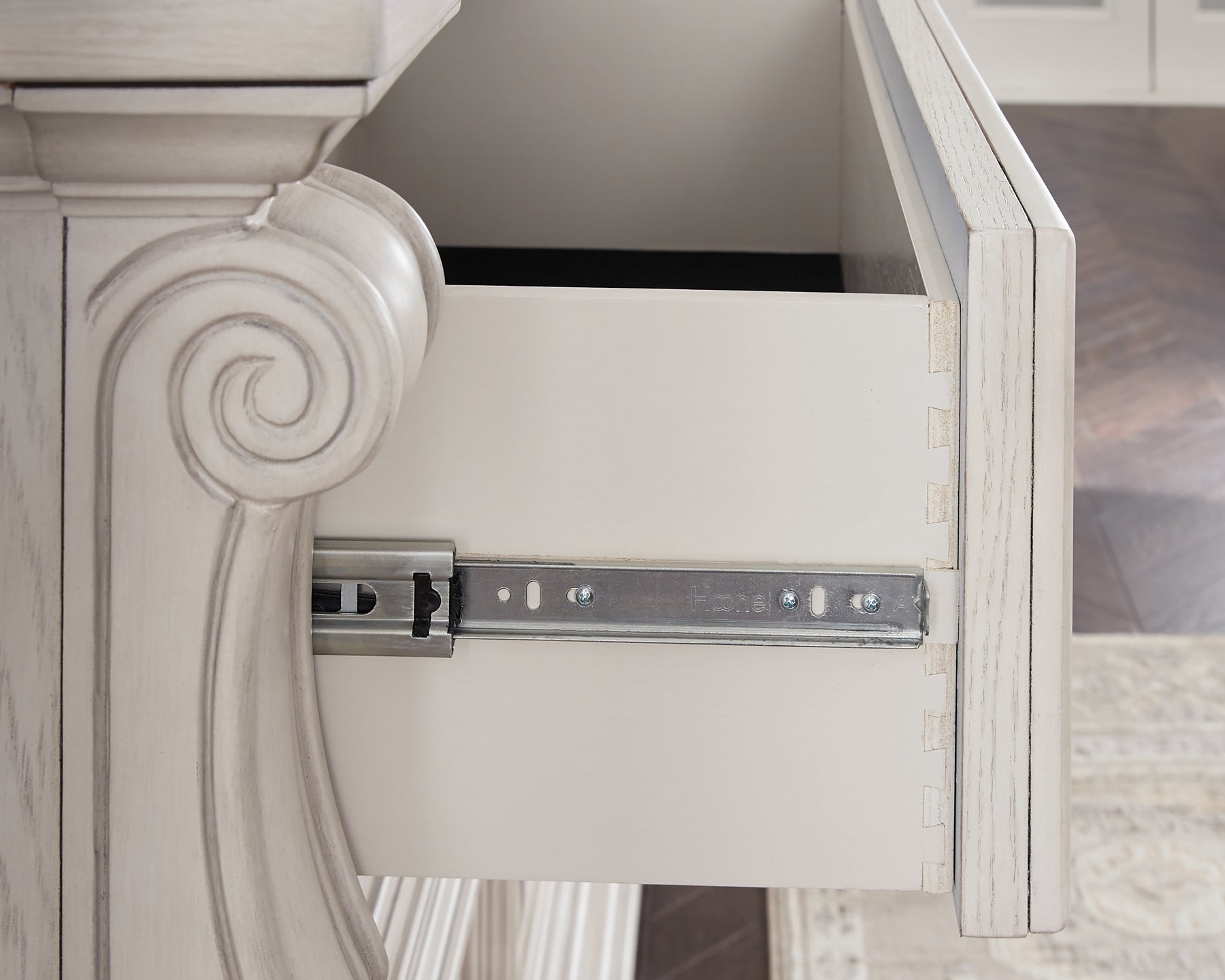 Commode et miroir Bruchandi